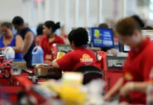 Sem exigir experiência, Assaí Atacadista abre nova vaga de emprego para Empacotador em Salvador