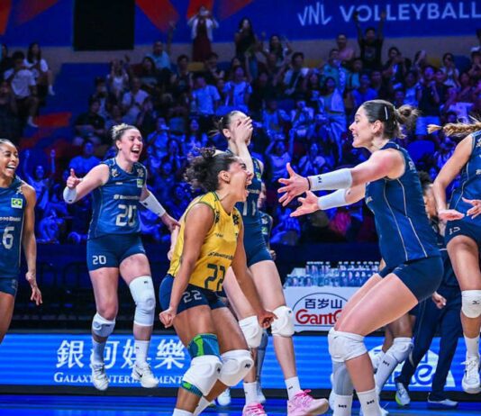 Brasil bate favorita Itália e terá Turquia na final da Liga das Nações Brasil bate favorita Itália e terá Turquia na final da Liga das Nações