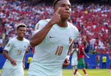 França é a primeira semifinalista da Copa após 2 a 0 sobre Marrocos França é a primeira semifinalista da Copa após 2 a 0 sobre Marrocos