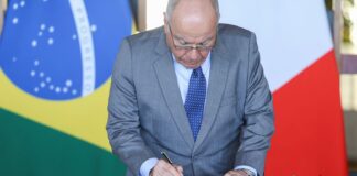 Itamaraty alerta para risco de EUA usar força militar no Brasil Itamaraty alerta para risco de EUA usar força militar no Brasil