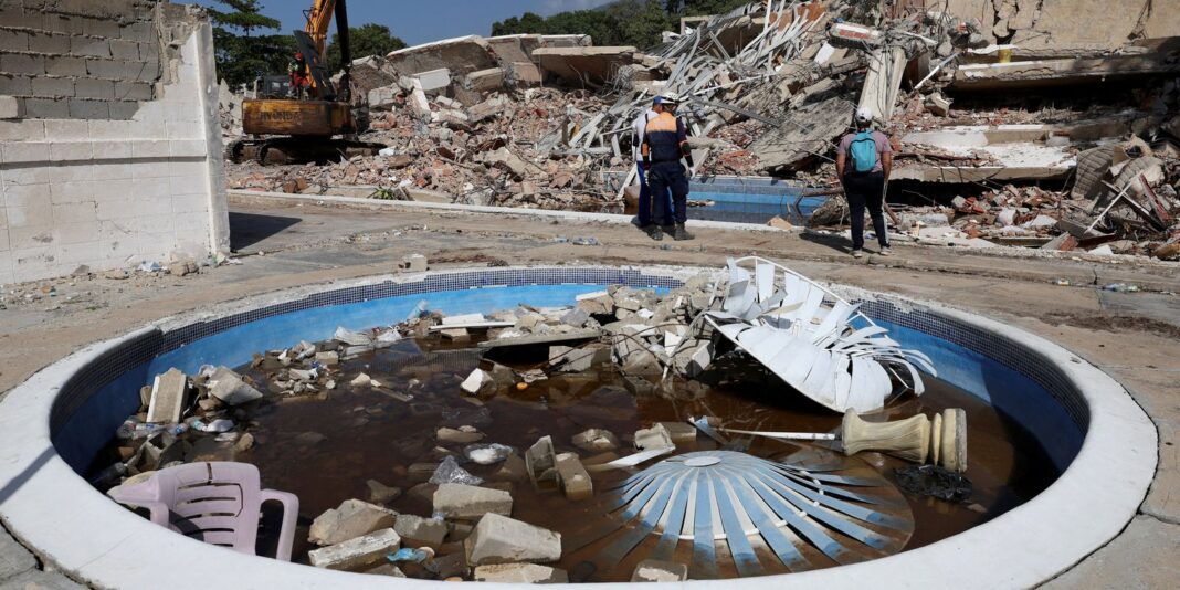 Venezuela já contabiliza 4.734 mortos e 16 mil feridos após Venezuela já contabiliza 4.734 mortos e 16 mil feridos após terremotos