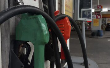 Governo adia retirada de subsídio da gasolina após incertezas no Irã