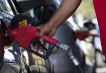 Governo adia reunião que pode aumentar etanol na gasolina para 32%