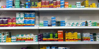 Saúde cria comitê para reduzir preço de medicamentos do SUS