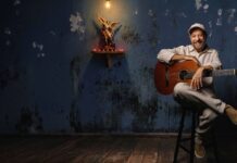 Cantor e compositor João Bosco completa 80 anos