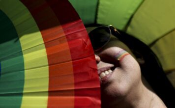 Parada do Orgulho LGBT+ começa logo mais na Esplanada dos Ministérios