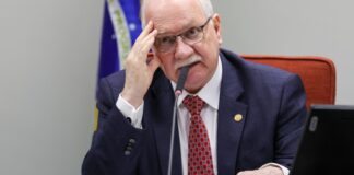 Edson Fachin se manifesta sobre justificativas dos EUA para tarifaço