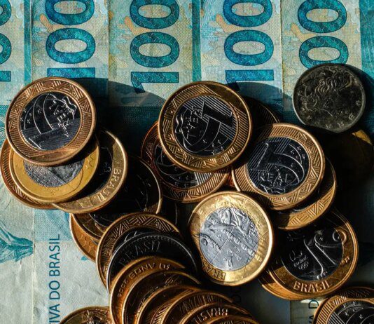 Brasil e Google fecham parceria para verificar anúncios financeiros