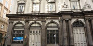 Antiga sede dos Correios no centro do Rio vai a leilão nesta quinta