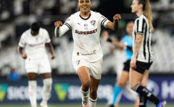 Fluminense domina, vence e complica Botafogo no Brasileirão Feminino Fluminense domina, vence e complica Botafogo no Brasileirão Feminino