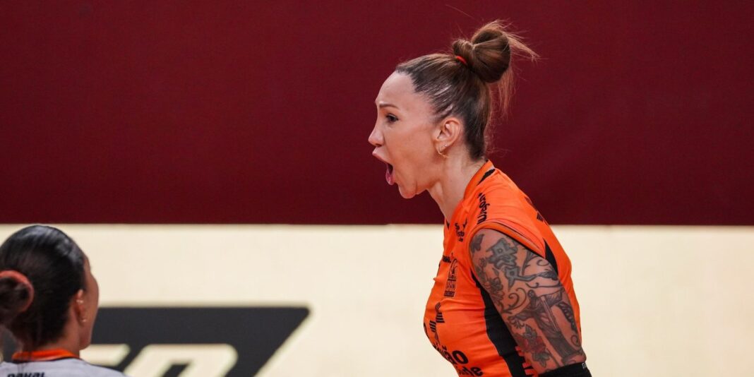 Tifanny se pronuncia após regra que veta trans no vôlei: Tifanny se pronuncia após regra que veta trans no vôlei: "Retrocesso"