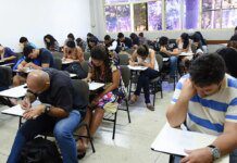 Encejja: candidatos fazem exame que garante certificação escolar