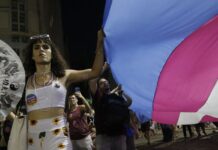 Justiça obriga governo do AM a garantir processo transexualizador