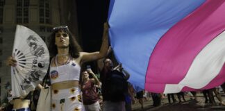 Justiça obriga governo do AM a garantir processo transexualizador
