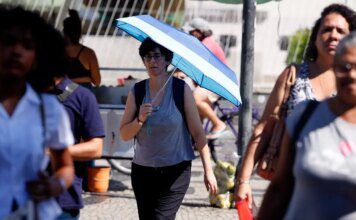 Salário mínimo deverá subir para R$ 1.741 em 2027