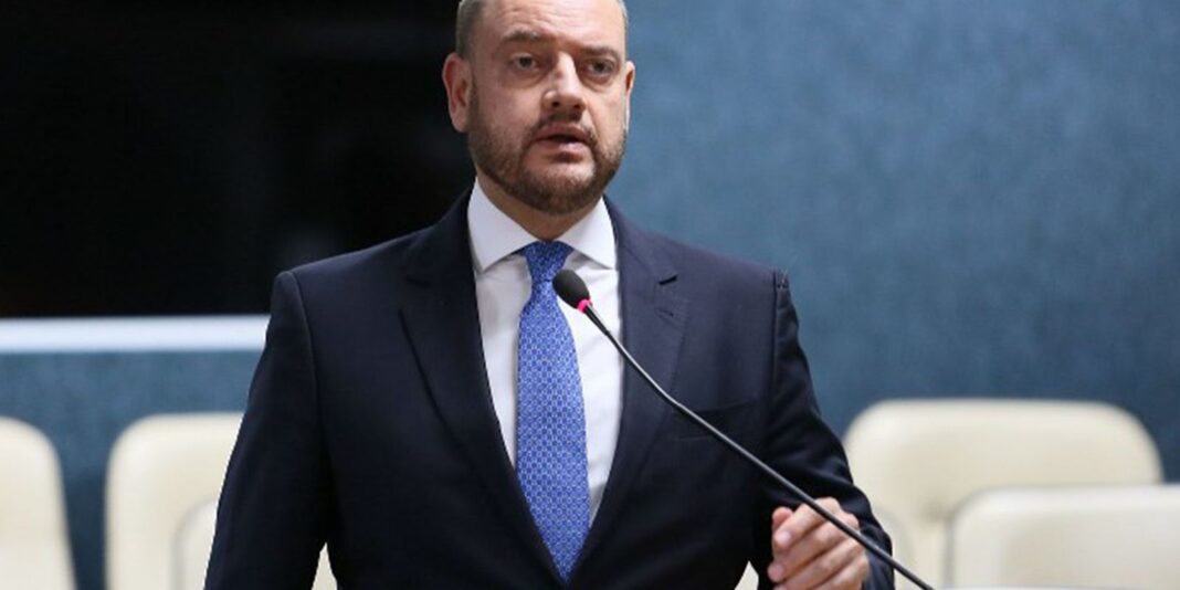 ricardo-couto-de-castro.jpg