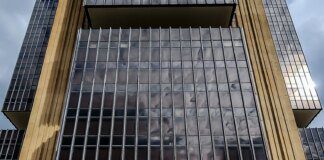 Atividade econômica caiu 0,2% em julho, segundo índice IBC-Br