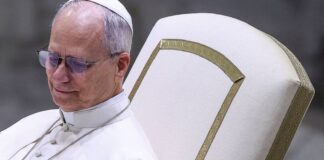 Papa Leão se reúne com vítimas de violência sexual na Igreja Católica