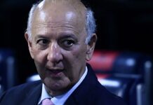 TSE barra candidatura de Arruda para o governo do DF