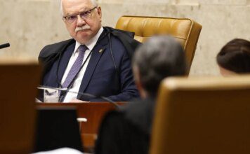 Fachin vira relator de investigação sobre relação de Moraes e Vorcaro