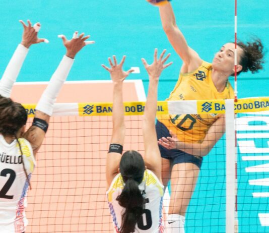 Brasil supera Venezuela em estreia no Sul-Americano de vôlei feminino Brasil supera Venezuela em estreia no Sul-Americano de vôlei feminino