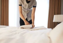Palladium Hotel Group abre vagas para Mensageiro, Camareira, Auxiliar de Serviços Gerais e mais em Mata de São João