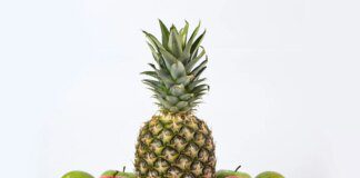 Suco verde com maçã e abacaxi promove saciedade e ajuda na saúde intestinal