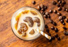 Mulher diz que é errado levar café em entrevista de emprego e revolta gen Z