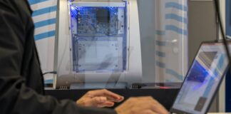 Novo computador quântico educacional passa a ser usado no Senai