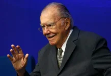 Aos 96 Anos, José Sarney Volta A Ser Internado Em São Paulo