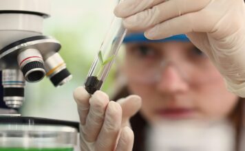 Prêmio para mulheres e meninas cientistas abre inscrições até outubro