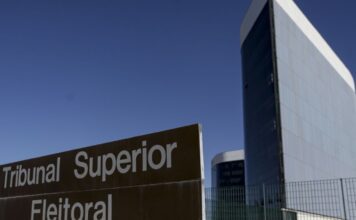 TSE registra mais de 50 mil denúncias de propaganda irregular