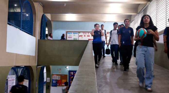 Pé-de-Meia começa a pagar sexta parcela a estudantes nesta segunda