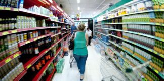 Cesta básica ficou mais barata em 25 capitais em agosto