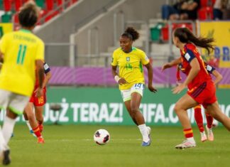 Técnico da seleção feminina convoca atletas para jogo contra Argentina