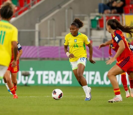 Técnico da seleção feminina convoca atletas para jogo contra Argentina