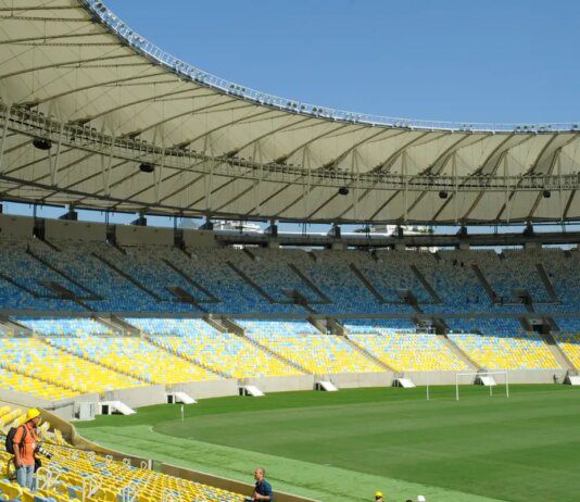 Justiça determina que Vasco e Boca Juniors joguem no Maracanã Justiça determina que Vasco e Boca Juniors joguem no Maracanã
