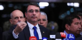 TSE Desmente Flávio Bolsonaro Sobre Fiscais Na Sala-cofre