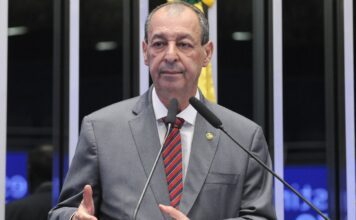 Omar Aziz é eleito governador do Amazonas com 61% dos votos