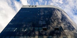 TSE determina que Meta e X divulguem relatórios sobre posts em redes