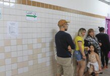 Mesmo com prorrogação, eleitores relatam que não conseguiram votar