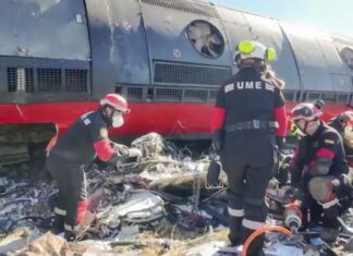 Colisão entre trens deixa 68 mortos na Espanha