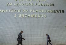 Governo pretende realocar R$ 20 bilhões no Orçamento de 2027