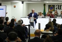 Maior leilão do pré-sal termina com sete dos 13 blocos arrematados